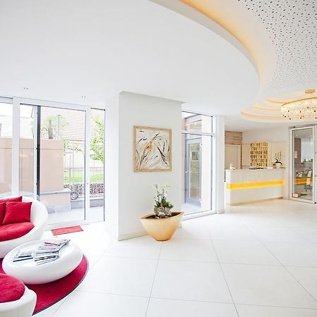 Hotel Krone Ohg Герлинген Экстерьер фото